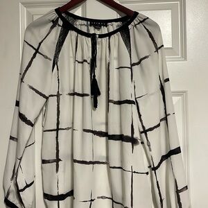 Tribal blouse size m